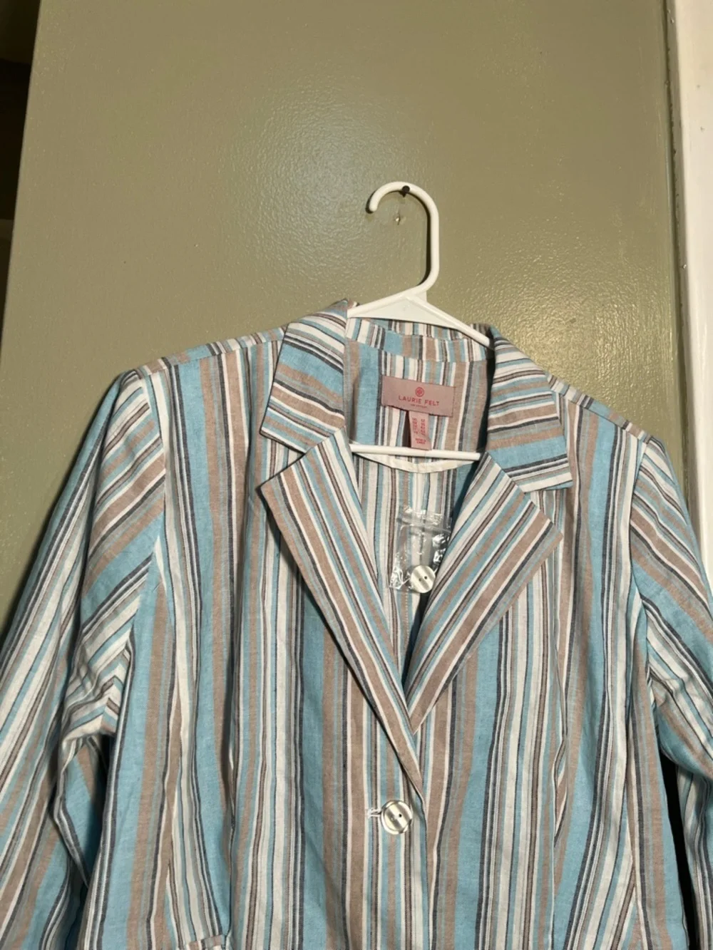 Laurie Felt Women's Size 12 Stripe Crop Blazer Blue Brown White Stripes Stretch